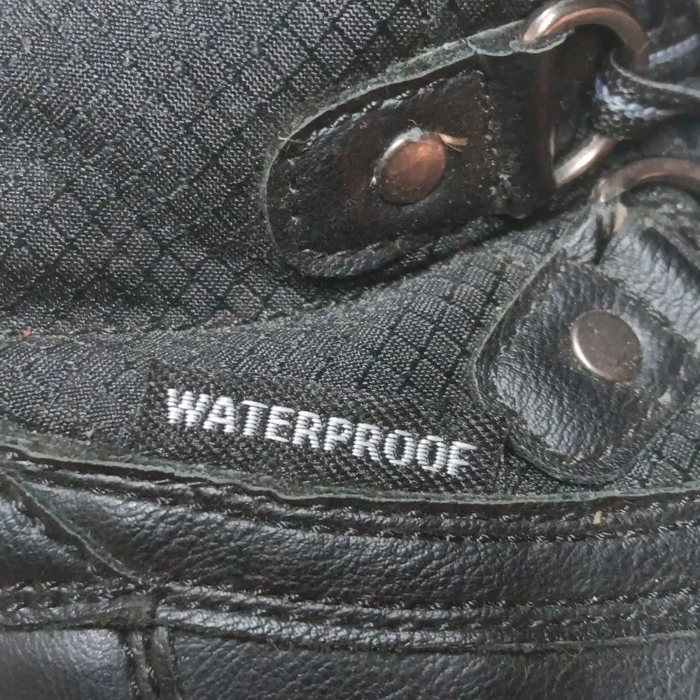 Tamarack Black Thinsulate Watee Resistant Impermeable Snow Boots Toddler Sz 10